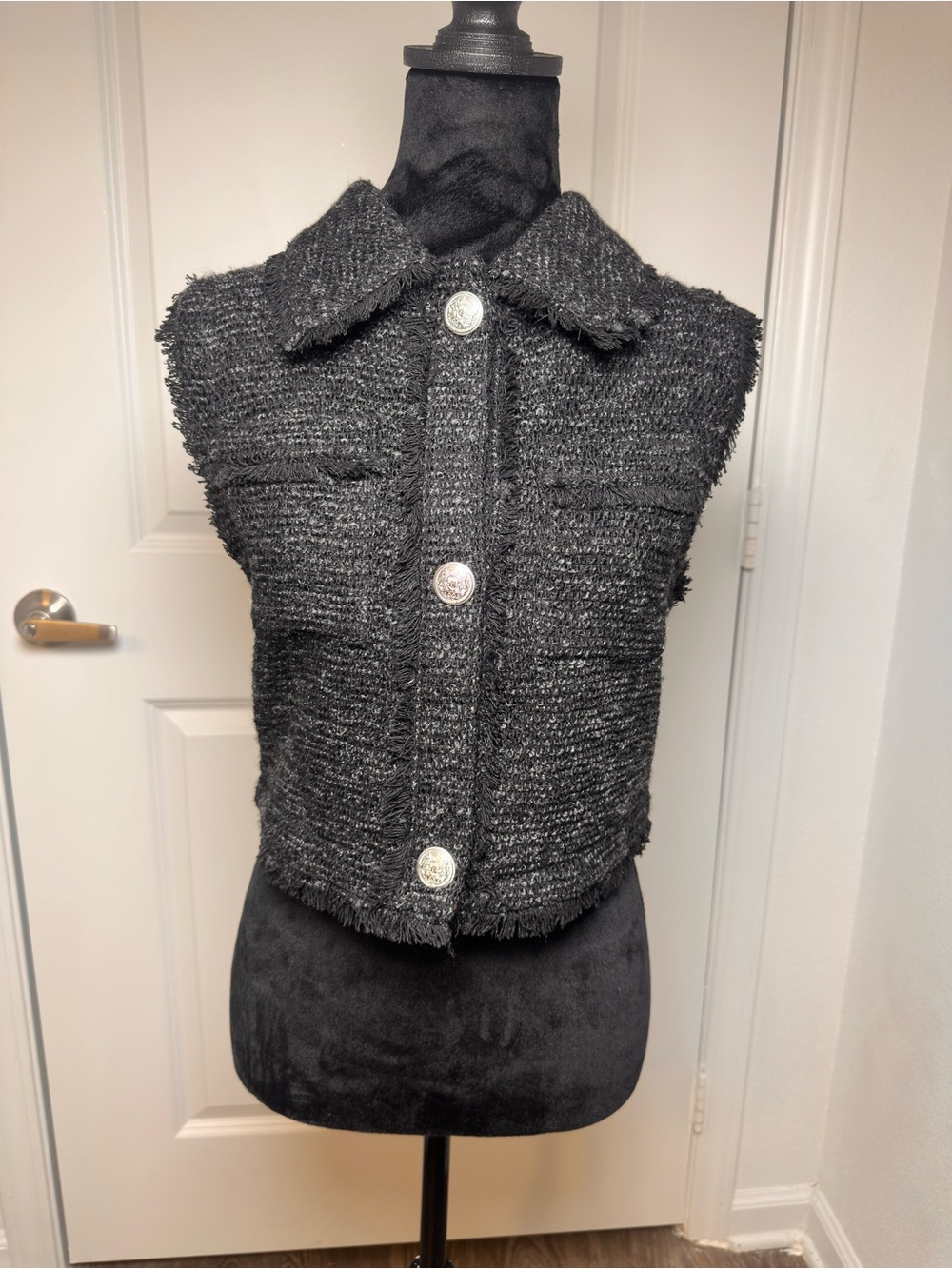 Laundry By Shelli Segal Charcoal Textured Cropped Vest